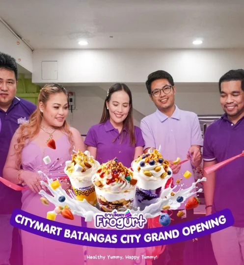 D'Yummy Frogurt team at the Batangas City opening